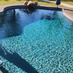 Chavez Pool service