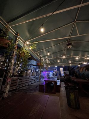 Lala’s Burgers & Fries by null