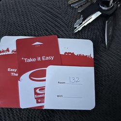 Econo Lodge - Great job team -