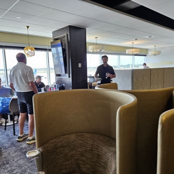 Escape Lounges - Lounge area - Airport Lounges Near Me - St. Paul, Minnesota Escape Lounges - Lounge area - Airport Lounges Near Me - St. Paul, Minnesota