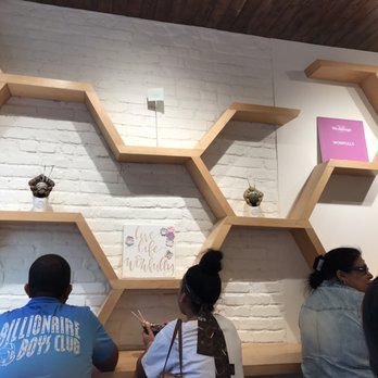 Wowfulls - Seating area - Desserts Near Me - Brooklyn, New York Wowfulls - Seating area - Desserts Near Me - Brooklyn, New York