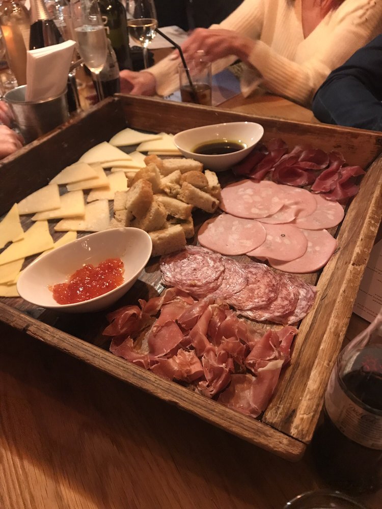 LA BARRIQUE WINE BAR & RESTAURANT 12 Photos Warehouse K, ExCel West, London, United Kingdom