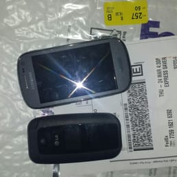 They sent me 2 phones for a Samsung Galaxy S4 , what a joke!!!!! They sent me 2 phones for a Samsung Galaxy S4 , what a joke!!!!!
