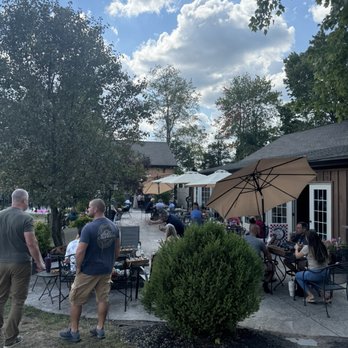 A'Dello Vineyard & Winery - Outback - Wineries Near Me - Perkiomenville, Pennsylvania