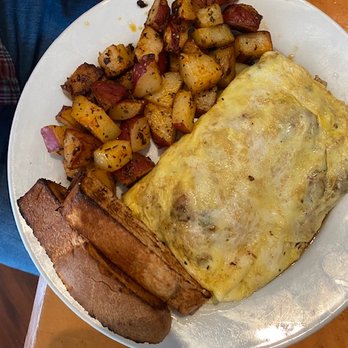 The Big Bean Cafe - Western Omelet - Breakfast & Brunch Near Me - Newmarket, New Hampshire The Big Bean Cafe - Western Omelet - Breakfast & Brunch Near Me - Newmarket, New Hampshire