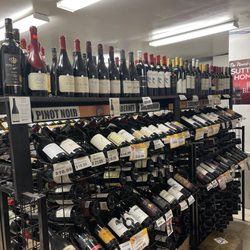 South Main Wine & Liquor