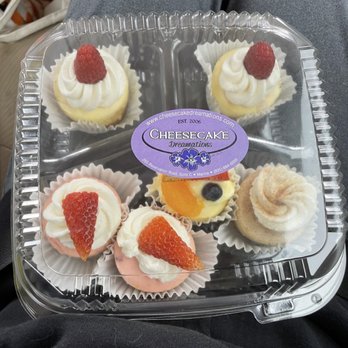 Cheesecake Dreamations - Strawberry cheesecake (2) Raspberry cheesecake (2) Snickerdoodle Fruit tart - Desserts Near Me - Marina, California
