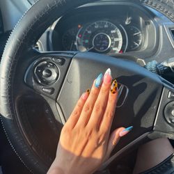 Essence Nails & Spa