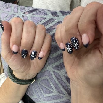 Moon Nails - Nail Salons Near Me - Encinitas, California