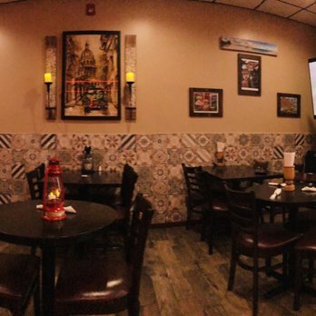 Mis Raices Restaurant - Dining room - Puerto Rican Near Me - Teaneck, New Jersey Mis Raices Restaurant - Dining room - Puerto Rican Near Me - Teaneck, New Jersey