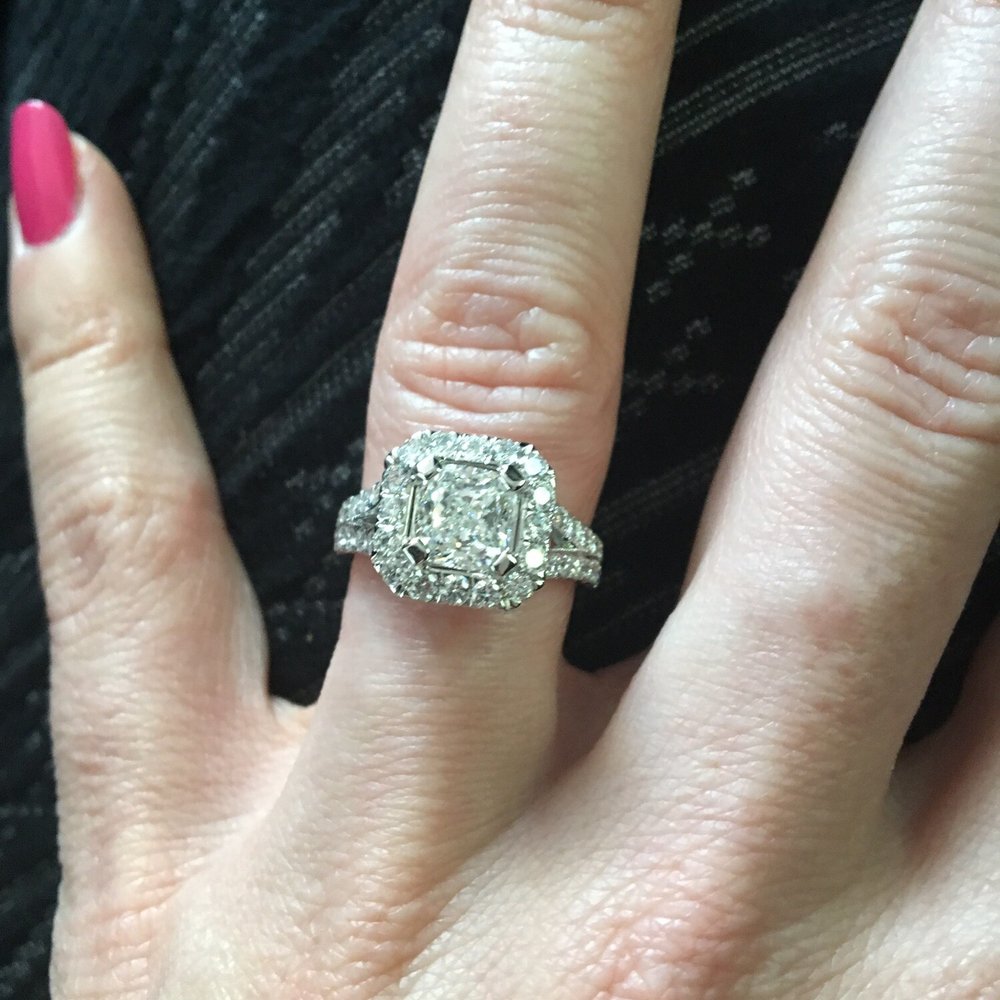 Salvatore & Co - Jewelry Near Me - New York, New York Salvatore & Co - Jewelry Near Me - New York, New York