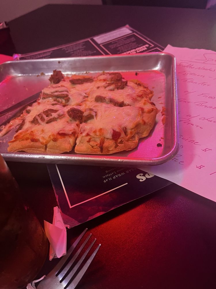 Happy Hour Restaurant Image