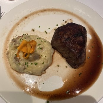 Chart House - 9oz. Filet and mashed potatoes. - Seafood Near Me - Weehawken, New Jersey Chart House - 9oz. Filet and mashed potatoes. - Seafood Near Me - Weehawken, New Jersey