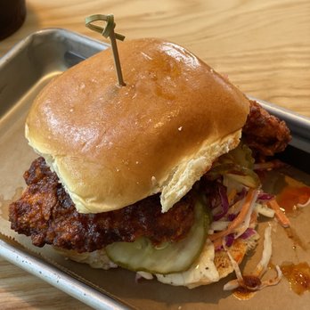 Big Buns - Nashville hot chicken sandwich. Soooo good! - Burgers Near Me - Herndon, Virginia