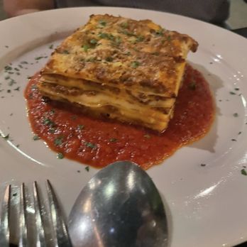 Petrarca Cucina E Vino - Italian Near Me - New York, New York