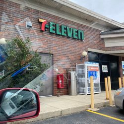 7-Eleven - 7-11