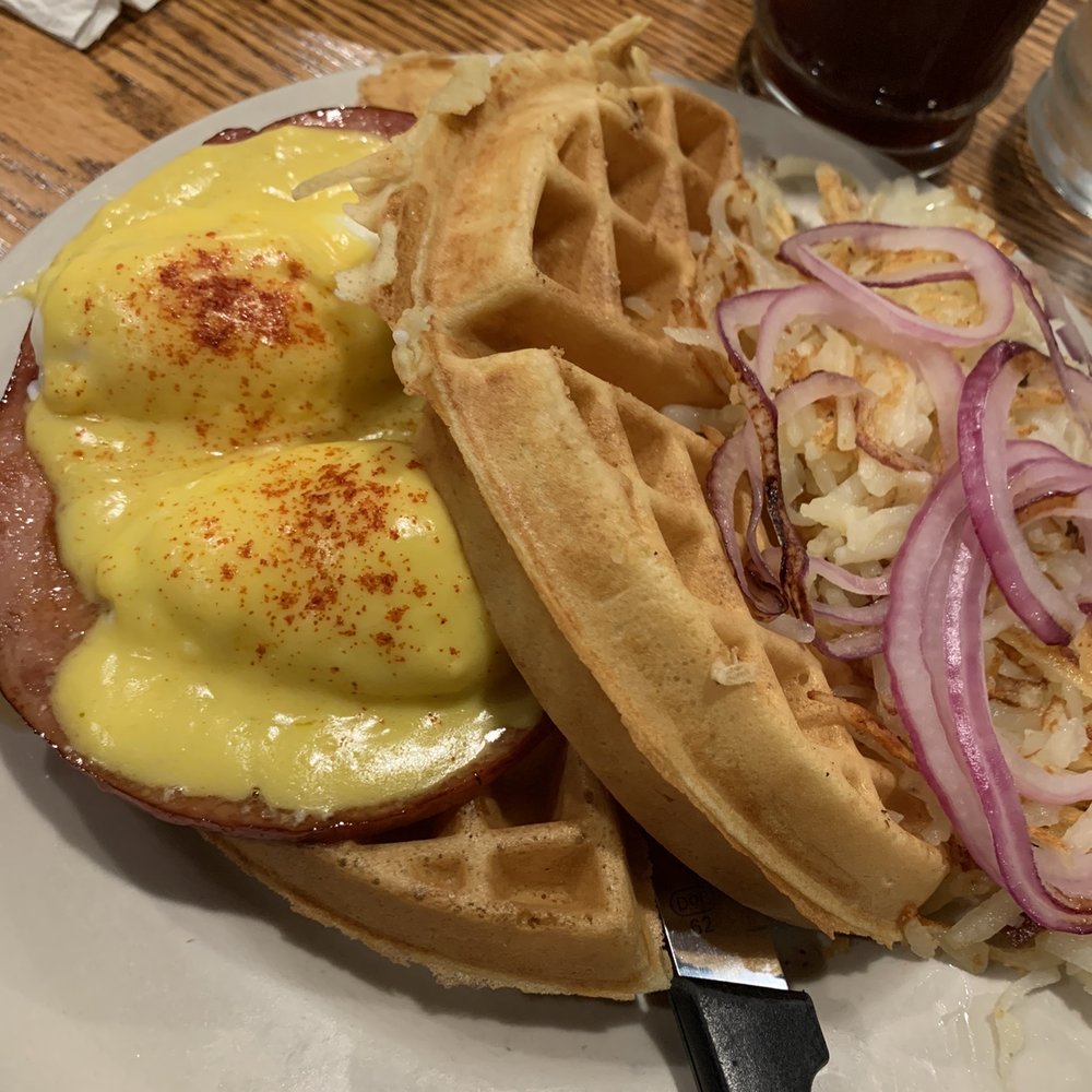 The Wooden Chair - Belgian Benny - Breakfast & Brunch Near Me - Stevens Point, Wisconsin
