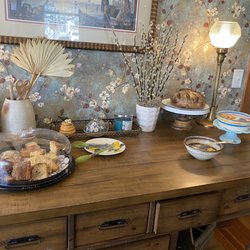 The Roost - Fresh fruit, danish and scones