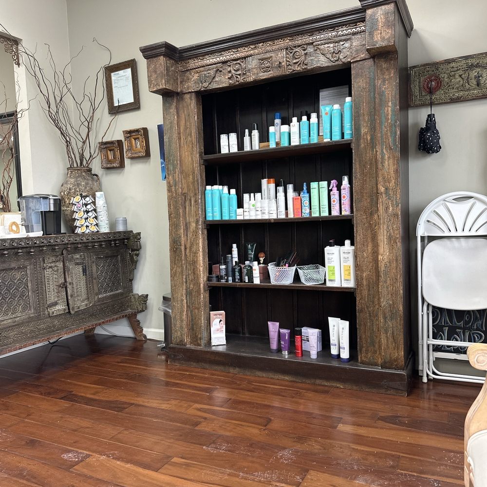 Robert Alan @ Salon Colour - Hair products for sale - Hair Stylists Near Me - Dunwoody, Georgia Robert Alan @ Salon Colour - Hair products for sale - Hair Stylists Near Me - Dunwoody, Georgia