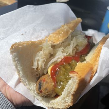 Top Dog - Veggie dog with Sauerkraut, Sweet Relish, Ketchup and Spicy Brown Mustard - Hot Dogs Near Me - Berkeley, California