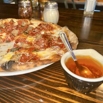 LAMP Pizzeria - Pizza Near Me - Scottsdale, Arizona