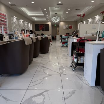Lush Spa Nails - Inside - Nail Salons Near Me - Chino Hills, California