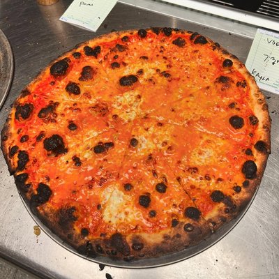 Small’s Pizza by null