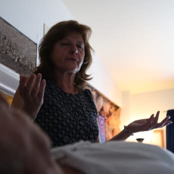 Yahaira Clairvoyant Medium - Reiki Integrated Energy Therapy with Angels - Reiki Near Me - Sedona, Arizona Yahaira Clairvoyant Medium - Reiki Integrated Energy Therapy with Angels - Reiki Near Me - Sedona, Arizona
