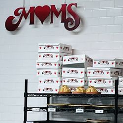 Mom's Pie House - Mom's Pie House- Wynola location on Hwy 78 in Julian, CA