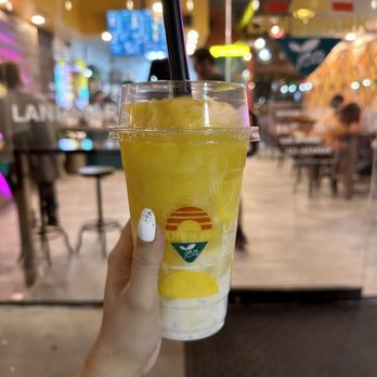 Landmark Tea - Mango sticky rice - Tea Rooms Near Me - Las Vegas, Nevada Landmark Tea - Mango sticky rice - Tea Rooms Near Me - Las Vegas, Nevada