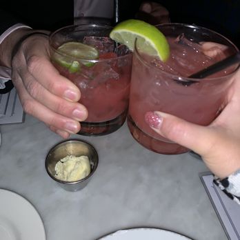 Gatsby's Landing - Cosmopolitan - delicious - New American Near Me - Roslyn, New York