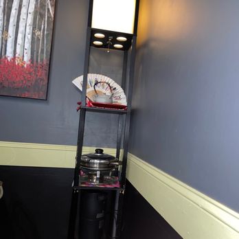 Komachi Sushi - Decor - Japanese Near Me - Lodi, California