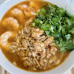 Banh Canh Tom Cua (Shrimp & Crab Udon without Pork) Banh Canh Tom Cua (Shrimp & Crab Udon without Pork)