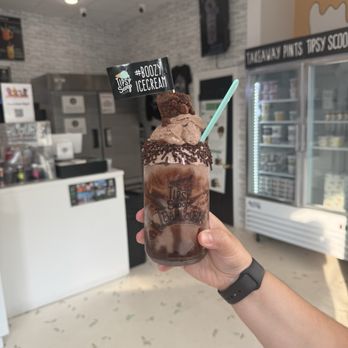 Tipsy Scoop - Sundae - Ice Cream & Frozen Yogurt Near Me - Astoria, New York