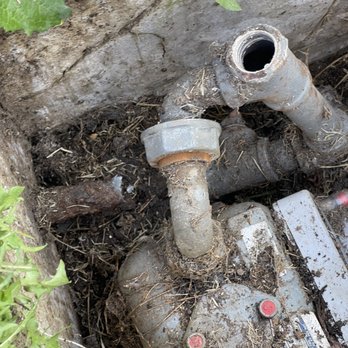 Western Rooter - Notice the paper thin corroded old pipe. Snapped right off the meter - Plumbing Near Me - Arcadia, California Western Rooter - Notice the paper thin corroded old pipe. Snapped right off the meter - Plumbing Near Me - Arcadia, California