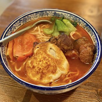Northern Cafe - Tomato Beef Noodle Soup with Fried Egg - Chinese Near Me - Gardena, California Northern Cafe - Tomato Beef Noodle Soup with Fried Egg - Chinese Near Me - Gardena, California