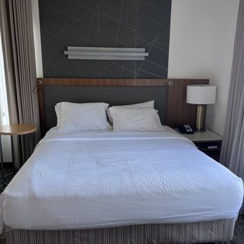 SpringHill Suites Chattanooga Downtown/Cameron Harbor - Hotels Near Me - Chattanooga, Tennessee SpringHill Suites Chattanooga Downtown/Cameron Harbor - Hotels Near Me - Chattanooga, Tennessee