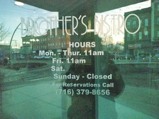 Brother's Bistro by null