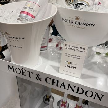 Total Wine & More - The Moet team was sampling their Moet Ice & Rose Ice at this store. Super tasty! - Beer, Wine & Spirits Near Me - Woodbridge, Virginia Total Wine & More - The Moet team was sampling their Moet Ice & Rose Ice at this store. Super tasty! - Beer, Wine & Spirits Near Me - Woodbridge, Virginia