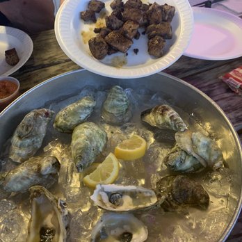 Pop's Raw Bar & Restaurant - Seafood Near Me - Buxton, North Carolina