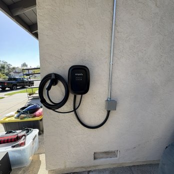 Panelectric - Emporia Level 2 Car Charger - Electricians Near Me Panelectric - Emporia Level 2 Car Charger - Electricians Near Me