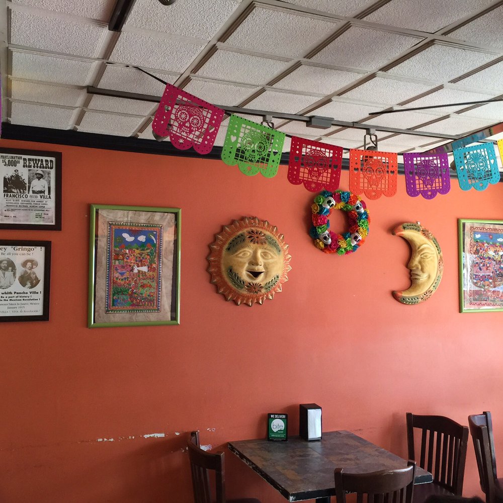 Alfredo's Taqueria - Some neat Mexican decor - American Near Me - Downers Grove, Illinois Alfredo's Taqueria - Some neat Mexican decor - American Near Me - Downers Grove, Illinois