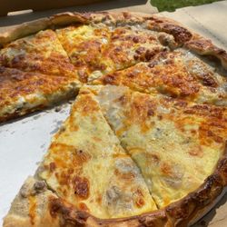 Antioch Pizza Shop - Biscuits n gravy pizza