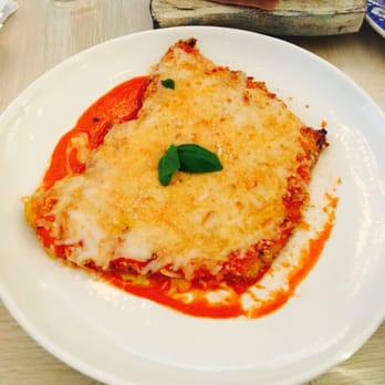 Bottiglia - Chicken Parmesan - Italian Near Me - Henderson, Nevada