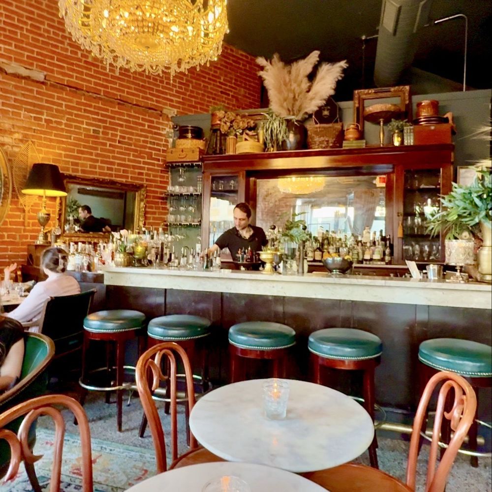 Cheval - Cocktail Bars Near Me - Kansas City, Missouri