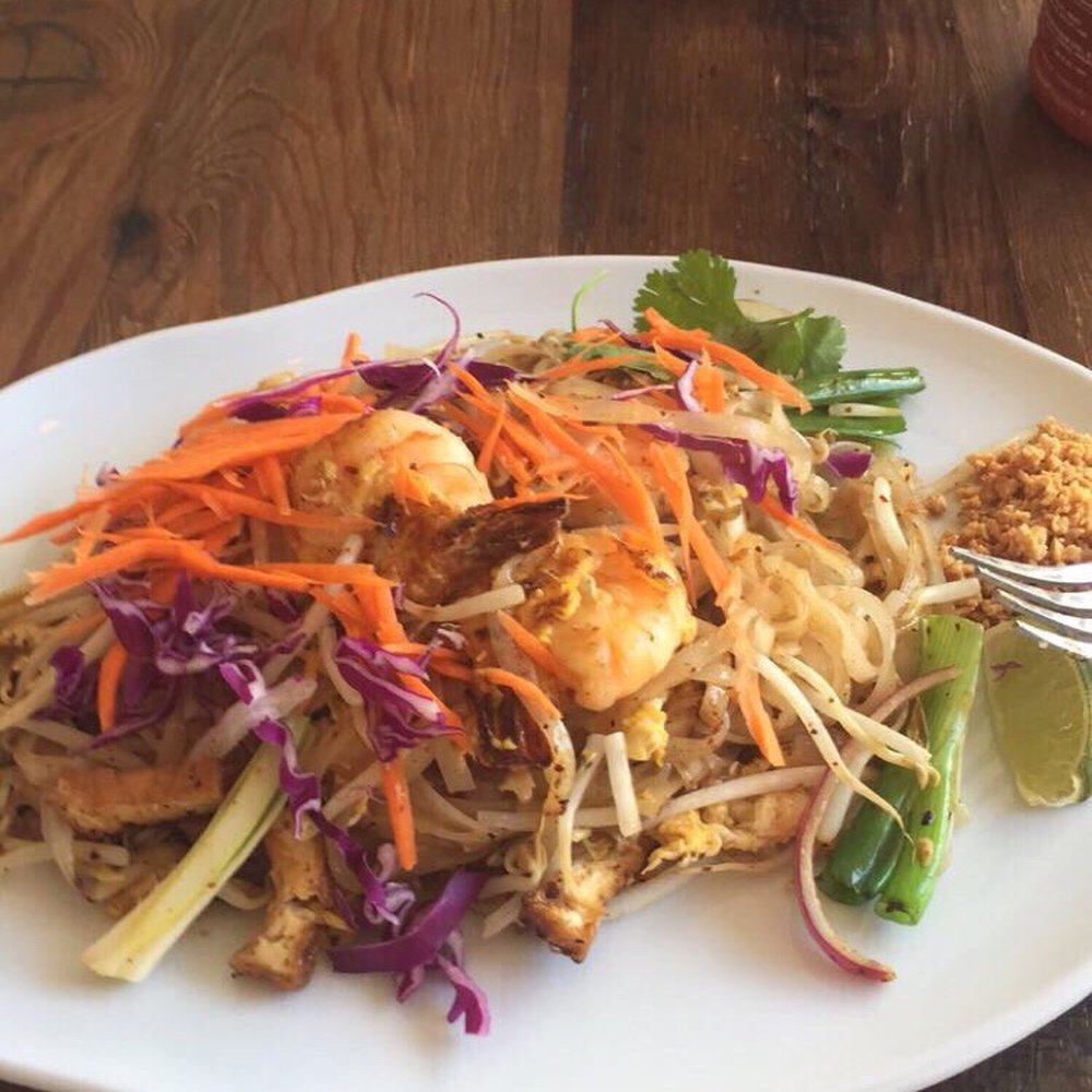 Summer Buffalo - Pad Thai is amazing and my friend ordered a delish flat noodle - Thai Near Me - Burbank, California Summer Buffalo - Pad Thai is amazing and my friend ordered a delish flat noodle - Thai Near Me - Burbank, California