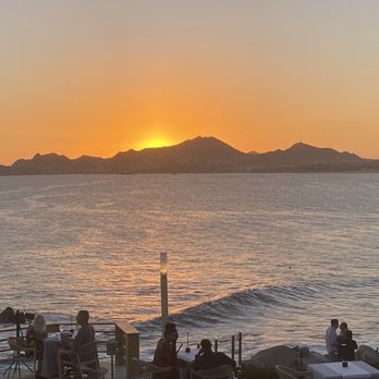 Sunset Monalisa - Mediterranean Near Me - Cabo San Lucas, BCS
