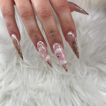 Nails by Ivet - Another picture of the cloudy dreamy nails - Nail Technicians Near Me - Bend, Oregon Nails by Ivet - Another picture of the cloudy dreamy nails - Nail Technicians Near Me - Bend, Oregon