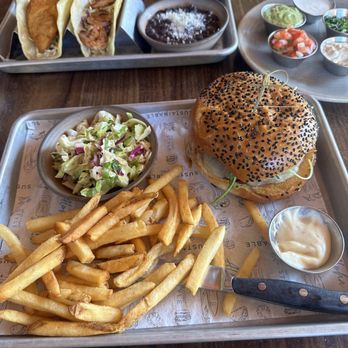 Pacific Catch - Wagyu Cheeseburger - Sushi Bars Near Me - Santa Clara, California Pacific Catch - Wagyu Cheeseburger - Sushi Bars Near Me - Santa Clara, California