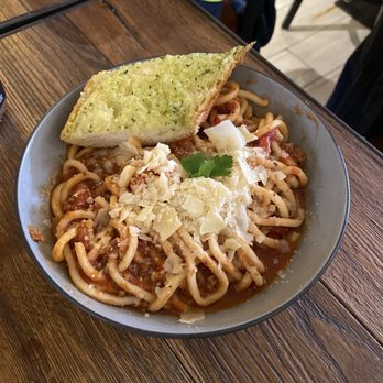 Farina Pasta Bar - Pasta Shops Near Me - Philadelphia, Pennsylvania Farina Pasta Bar - Pasta Shops Near Me - Philadelphia, Pennsylvania